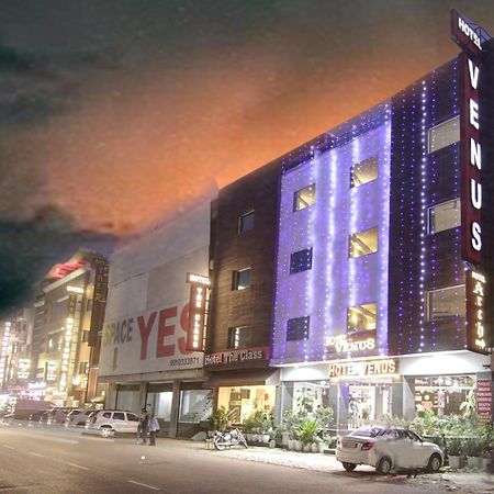 Hotel Venus Plaza Neu-Delhi Exterior foto
