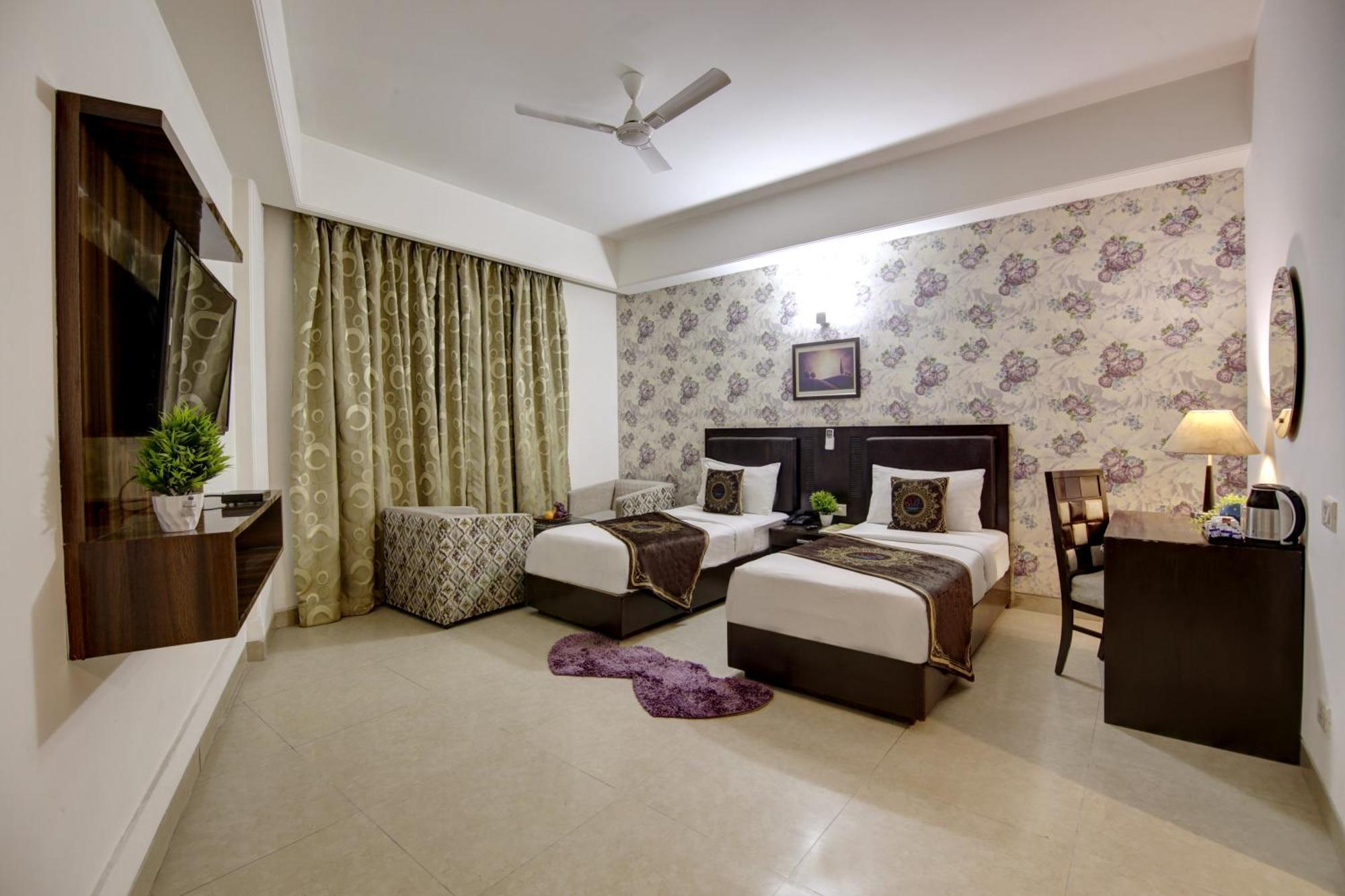 Hotel Venus Plaza Neu-Delhi Exterior foto