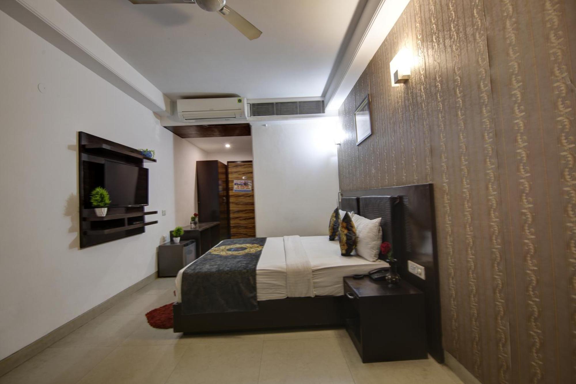 Hotel Venus Plaza Neu-Delhi Exterior foto