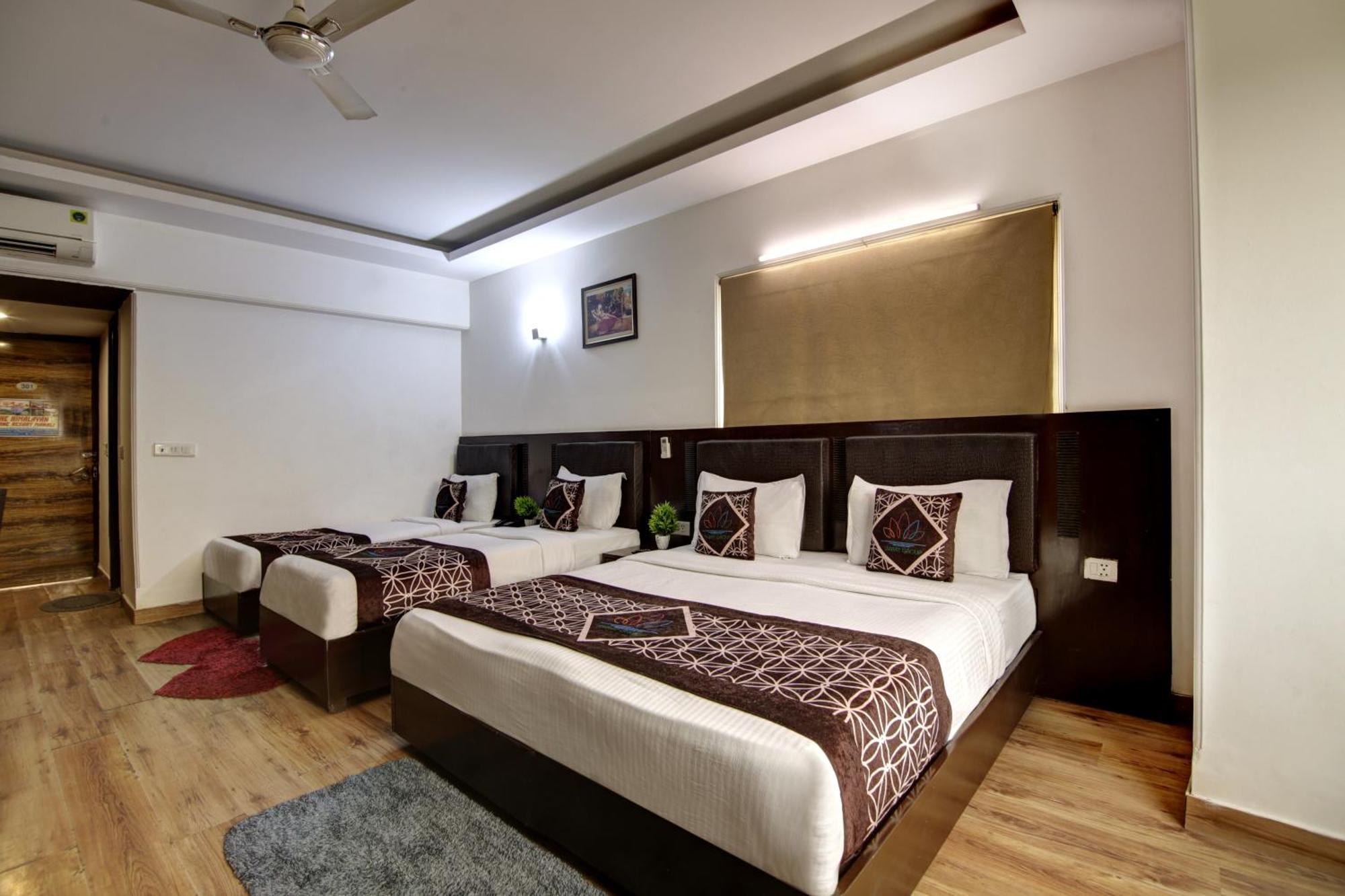 Hotel Venus Plaza Neu-Delhi Exterior foto