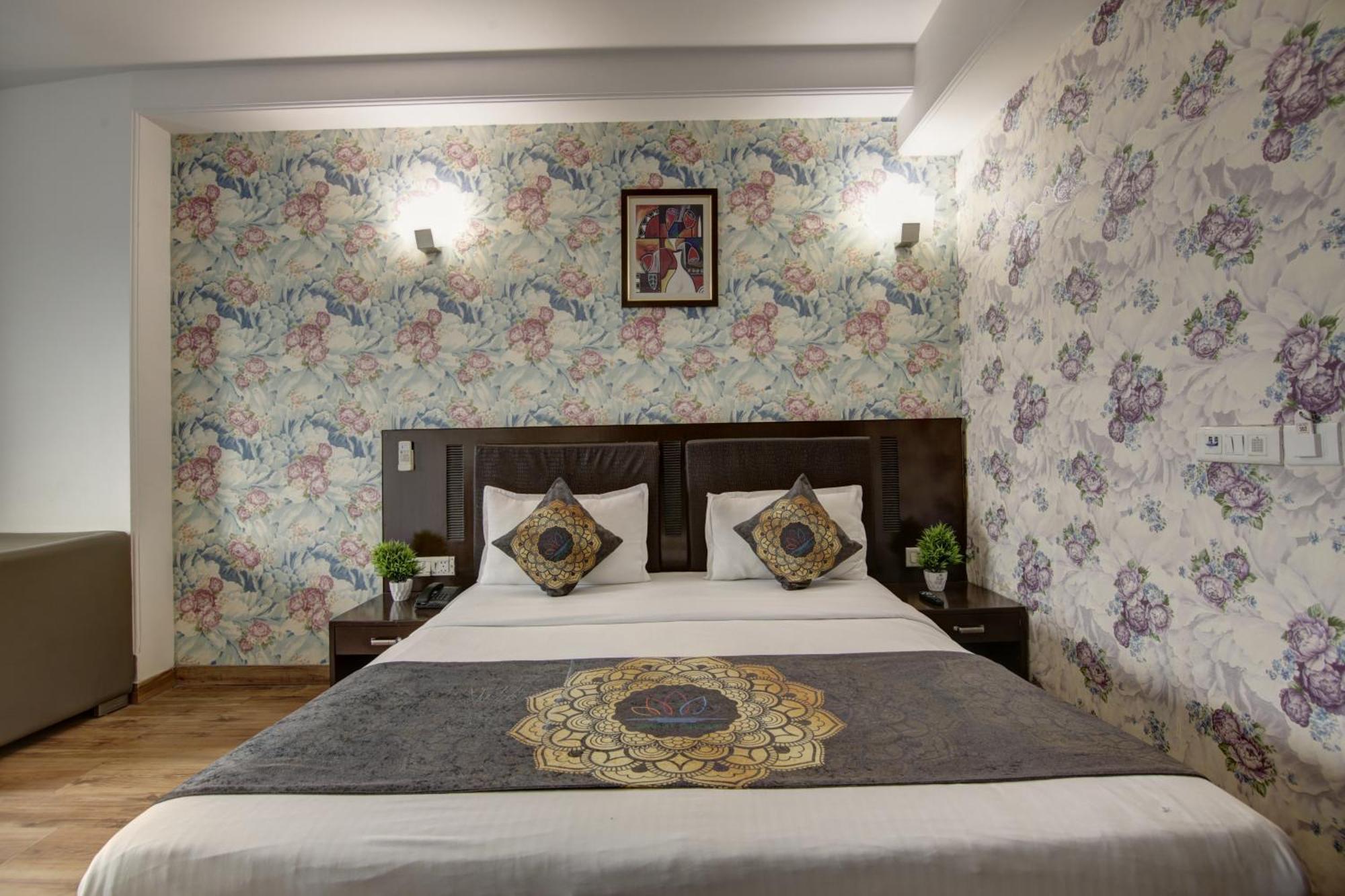 Hotel Venus Plaza Neu-Delhi Exterior foto