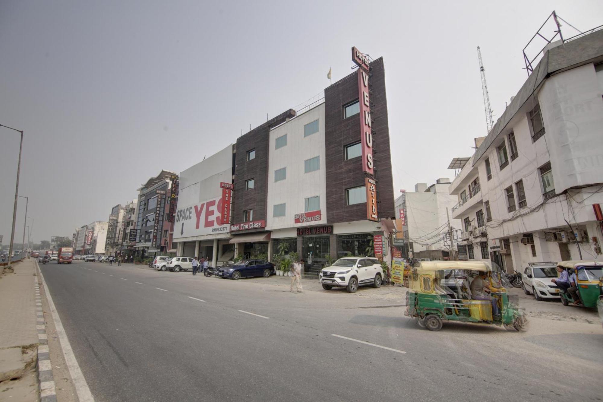 Hotel Venus Plaza Neu-Delhi Exterior foto