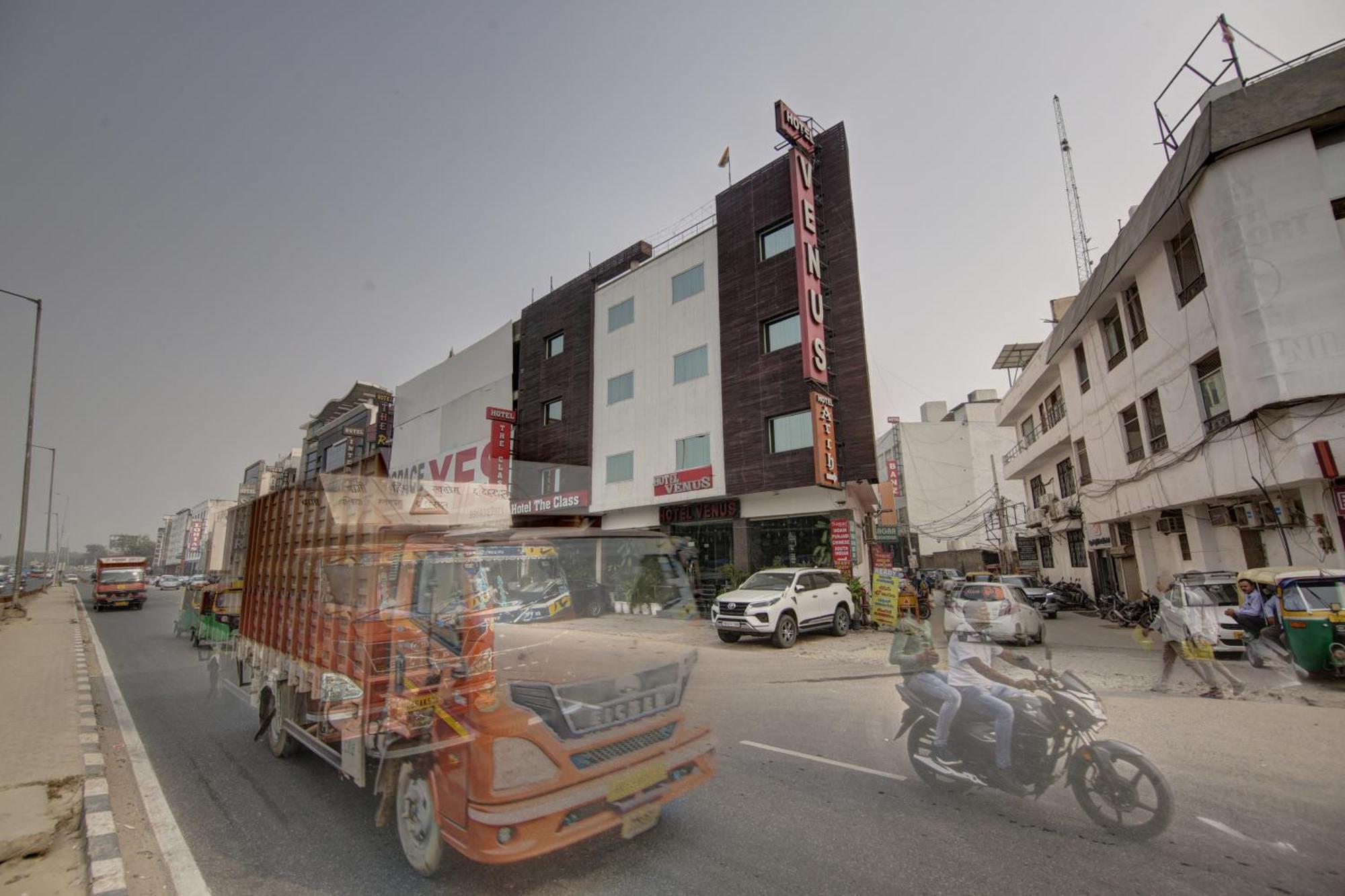 Hotel Venus Plaza Neu-Delhi Exterior foto